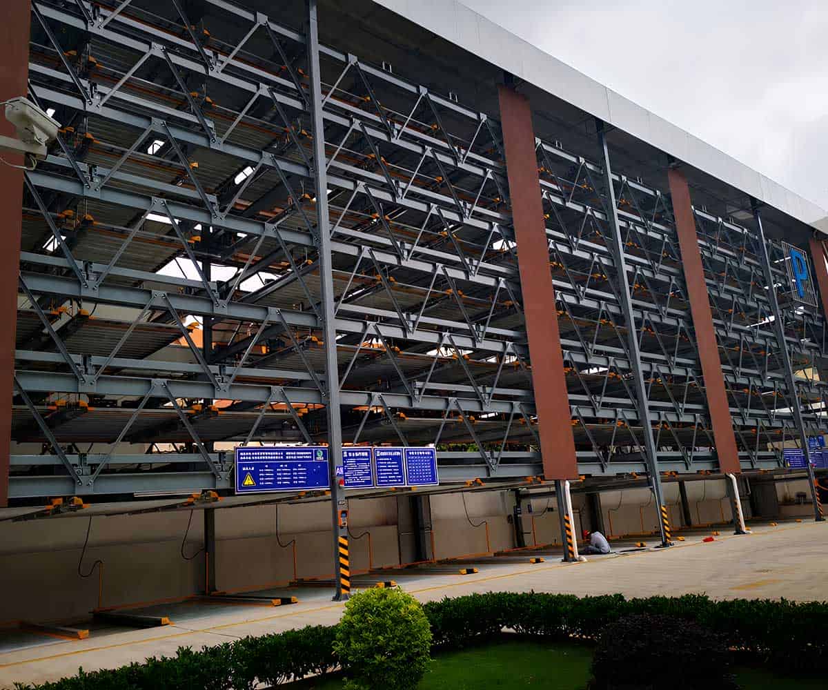 双柱立体车库停车设备的安全性分析