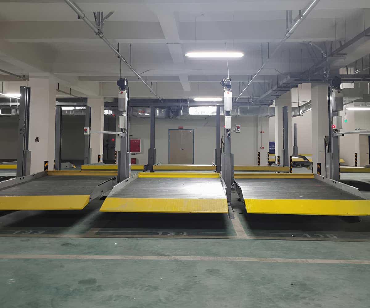 两柱式立体停车设备在小区安装中化解扰民问题的技术与管理要点